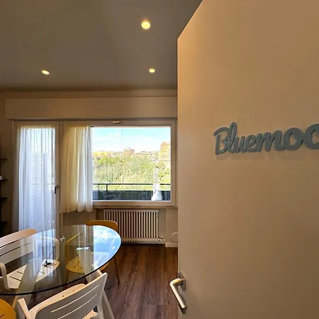 Skyline- 3 With View Apartman