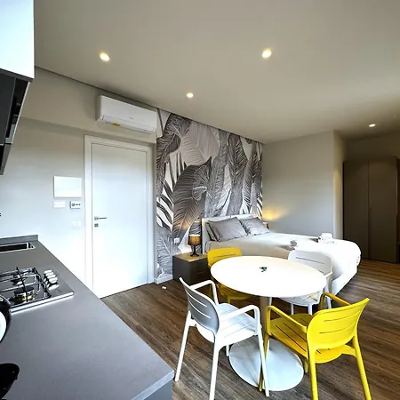 Skyline- 3 With View Siena