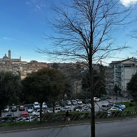 Skyline- 3 With View Apartman