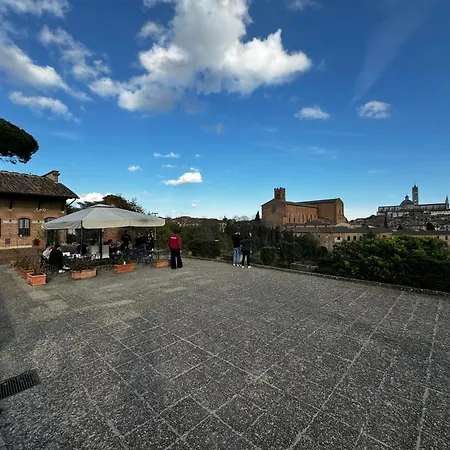 Skyline- 3 With View Apartman *